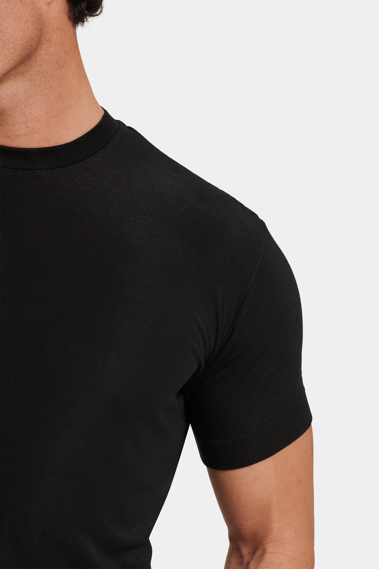 LEWIS - CAMISETA BASIC FIT