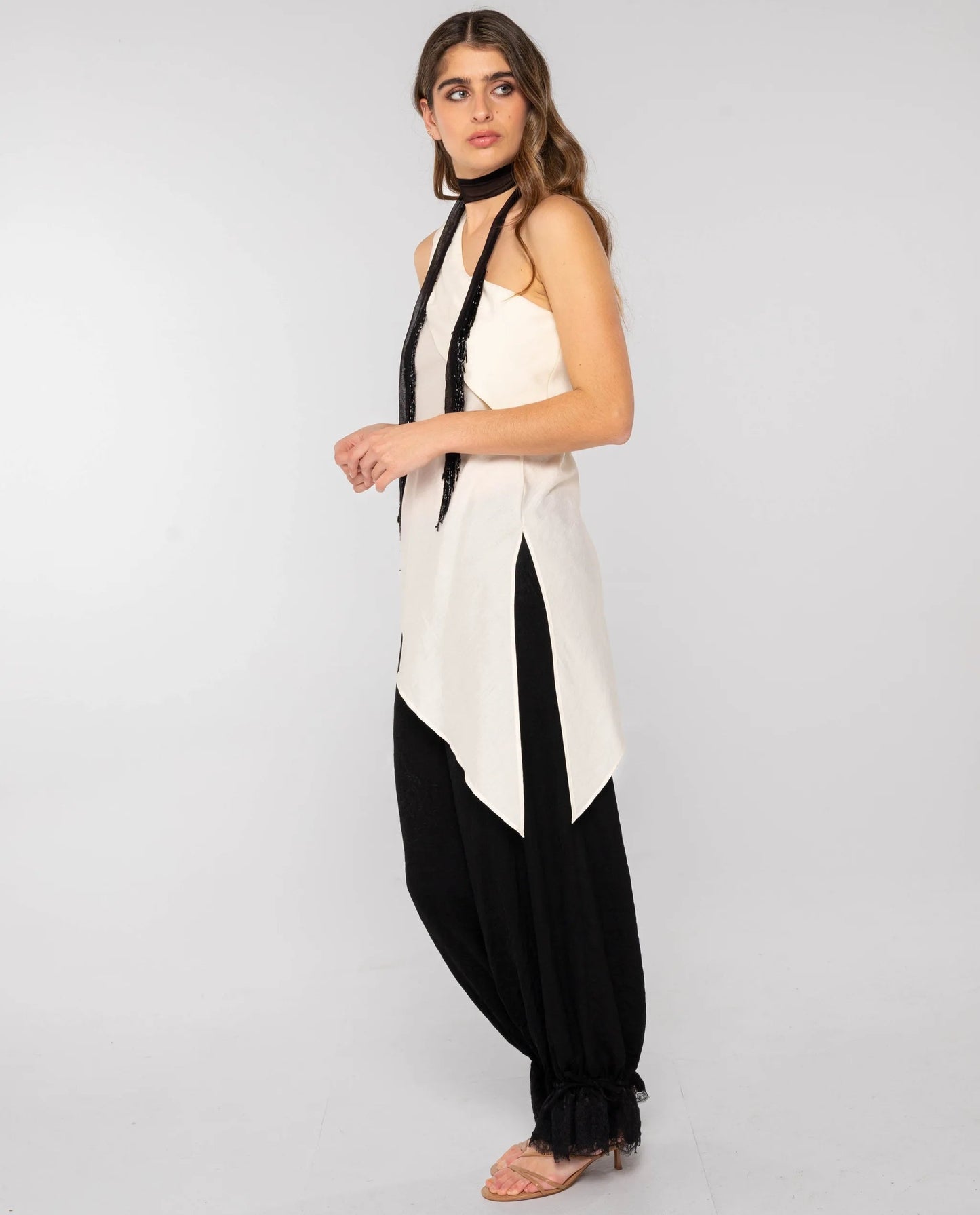 FOULARD CON FLECOS · NEGRO