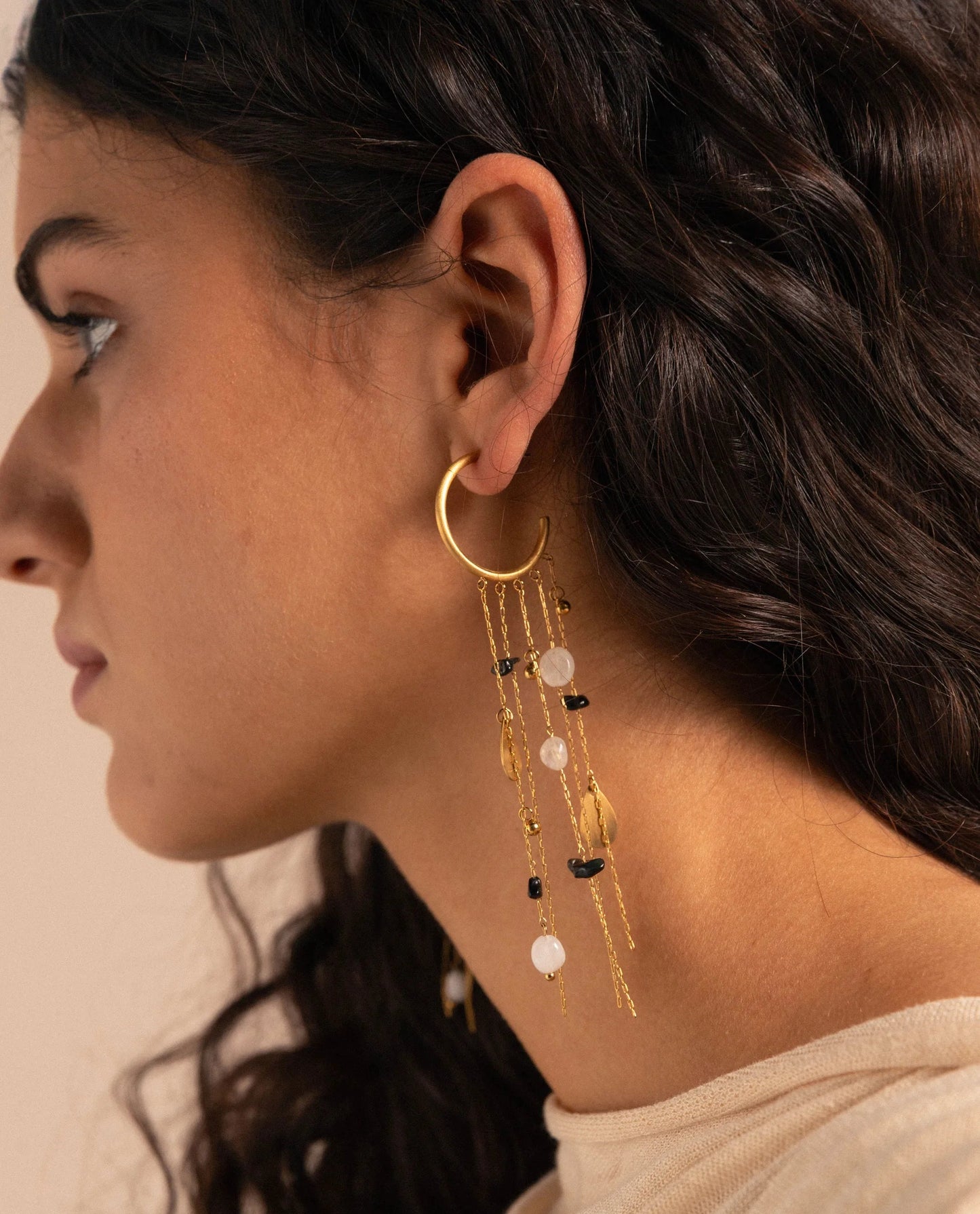 PENDIENTES GOLDEN DUST · DORADO