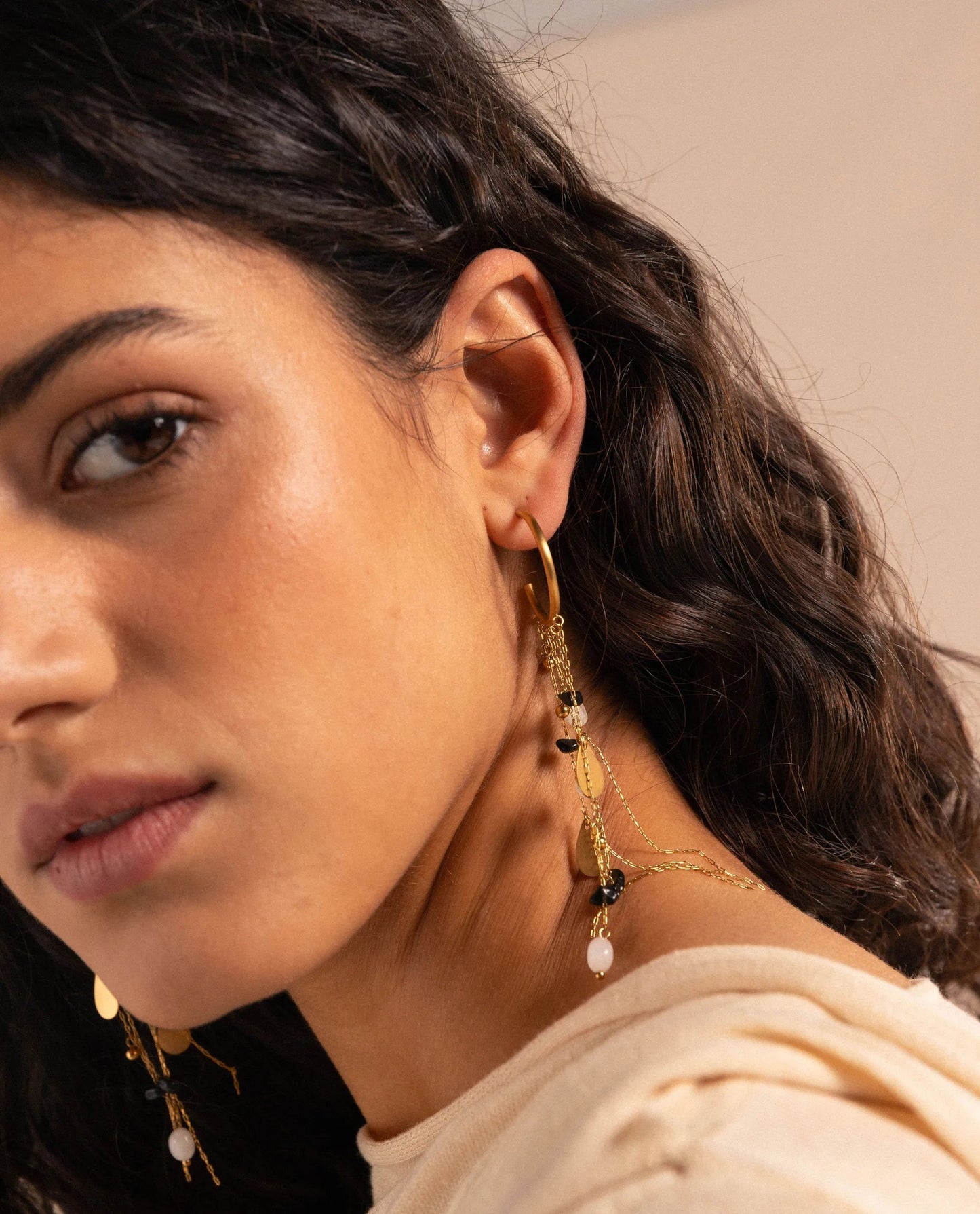 PENDIENTES GOLDEN DUST · DORADO